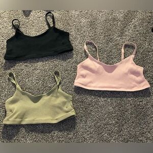 BUNDLE!! three pack of lightweight non-padded bras!! Size large!!💕💕